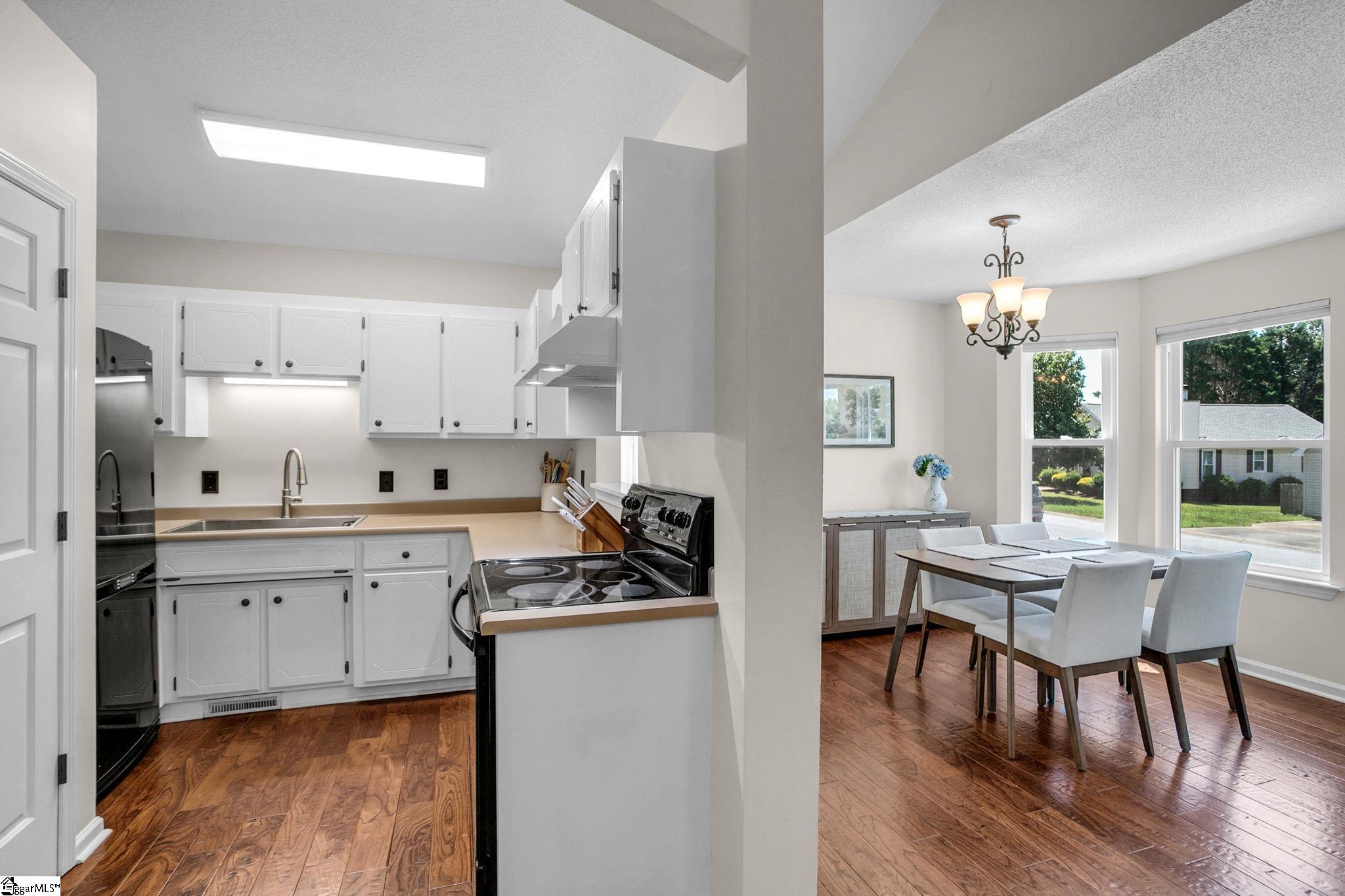 413 Fairdale Drive Simpsonville, SC 29681