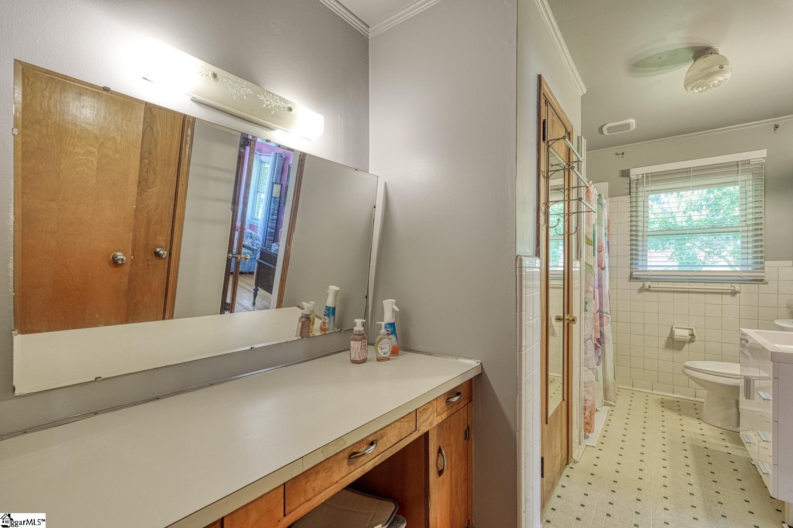 135 Skyview Drive Spartanburg, SC 29303