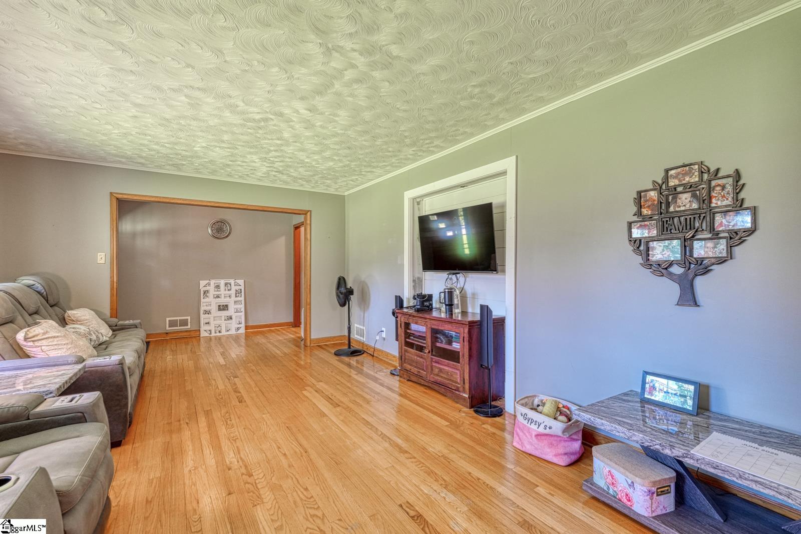135 Skyview Drive Spartanburg, SC 29303