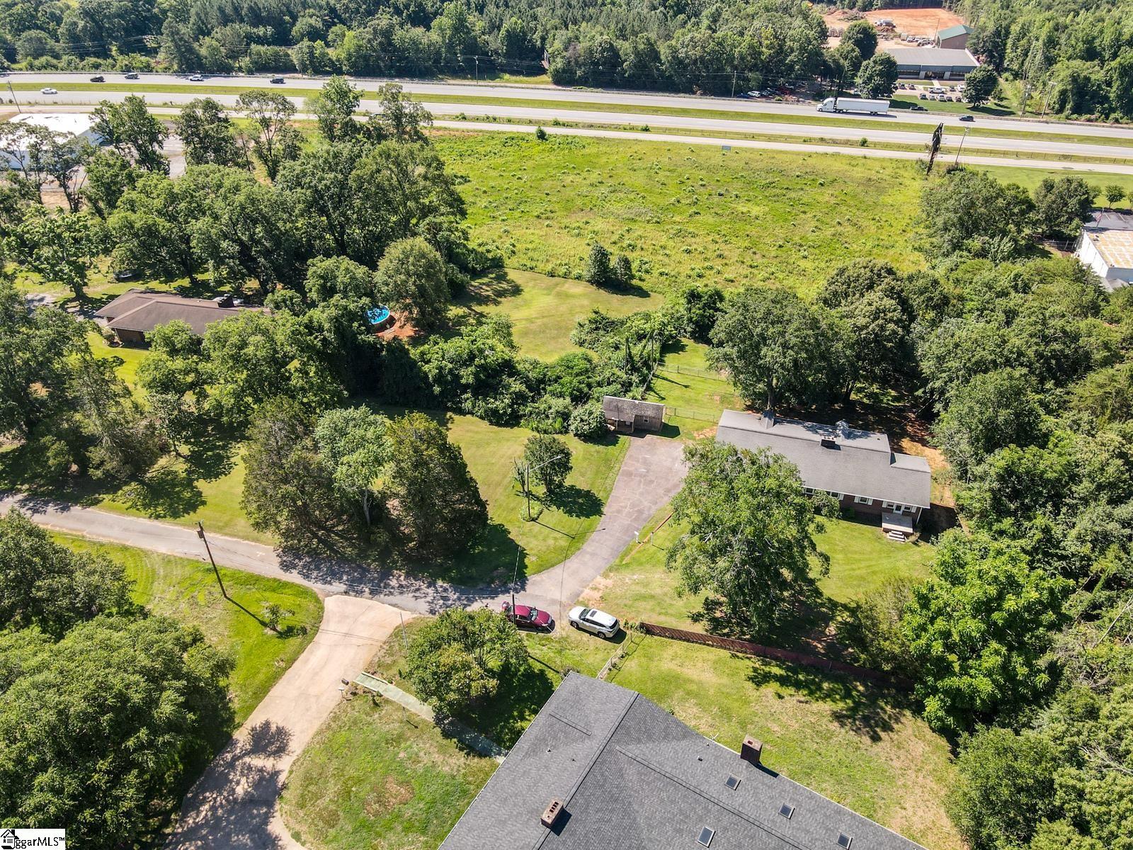 135 Skyview Drive Spartanburg, SC 29303