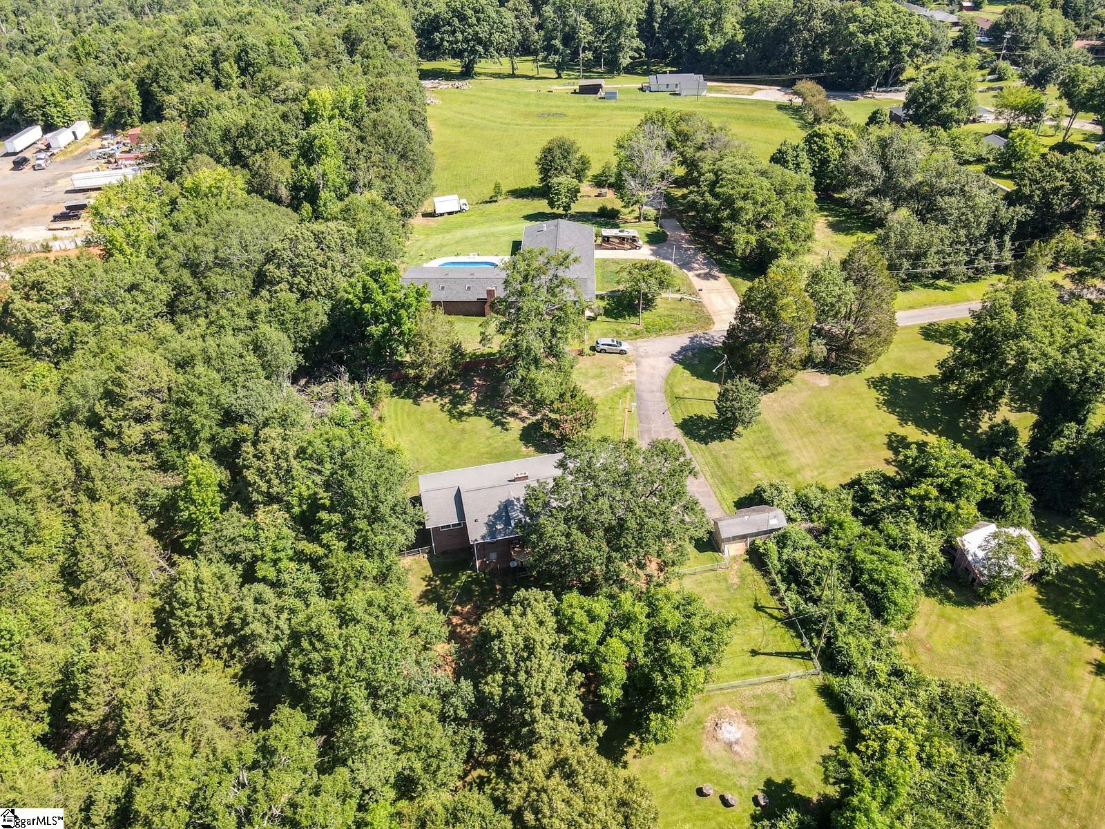 135 Skyview Drive Spartanburg, SC 29303