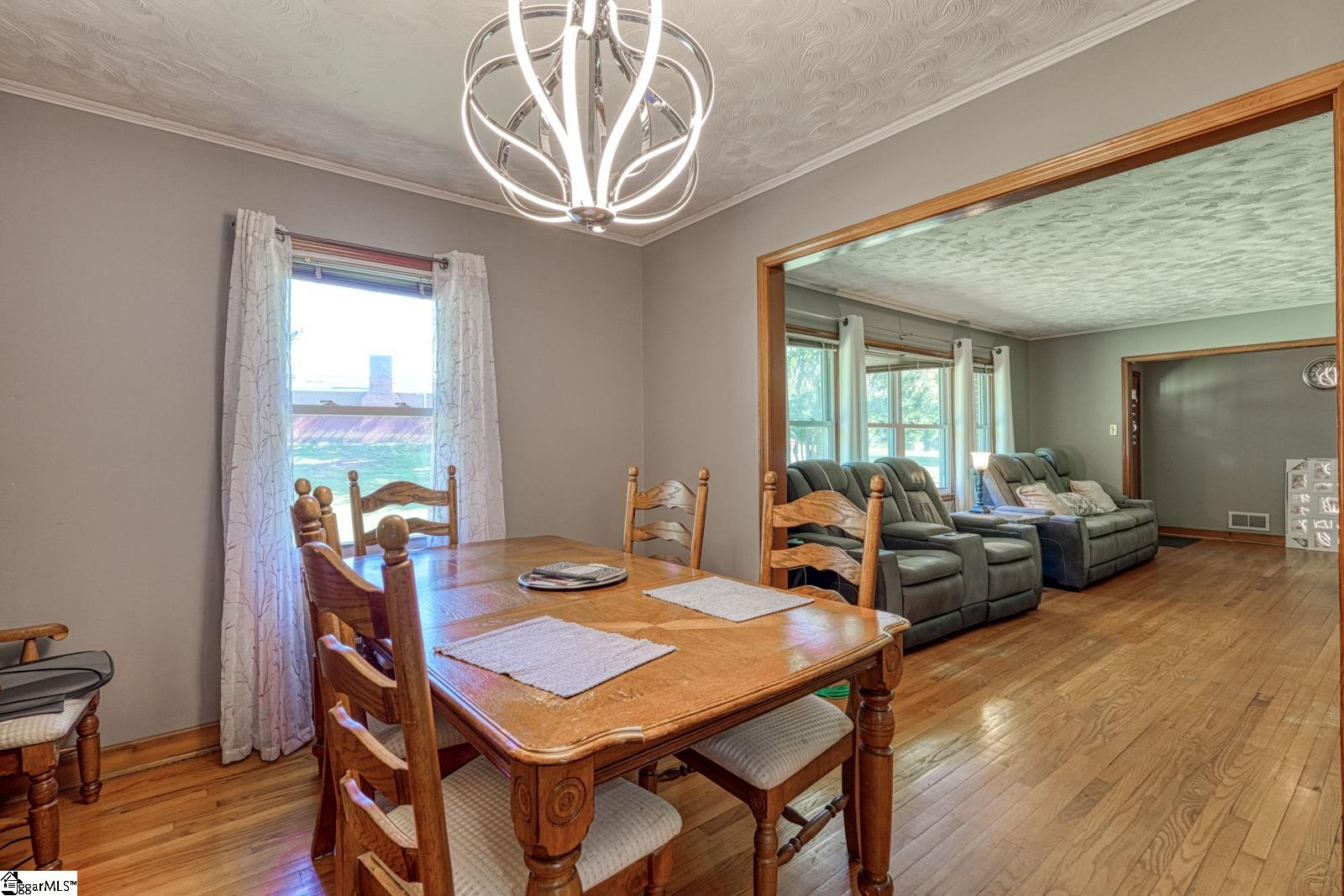 135 Skyview Drive Spartanburg, SC 29303