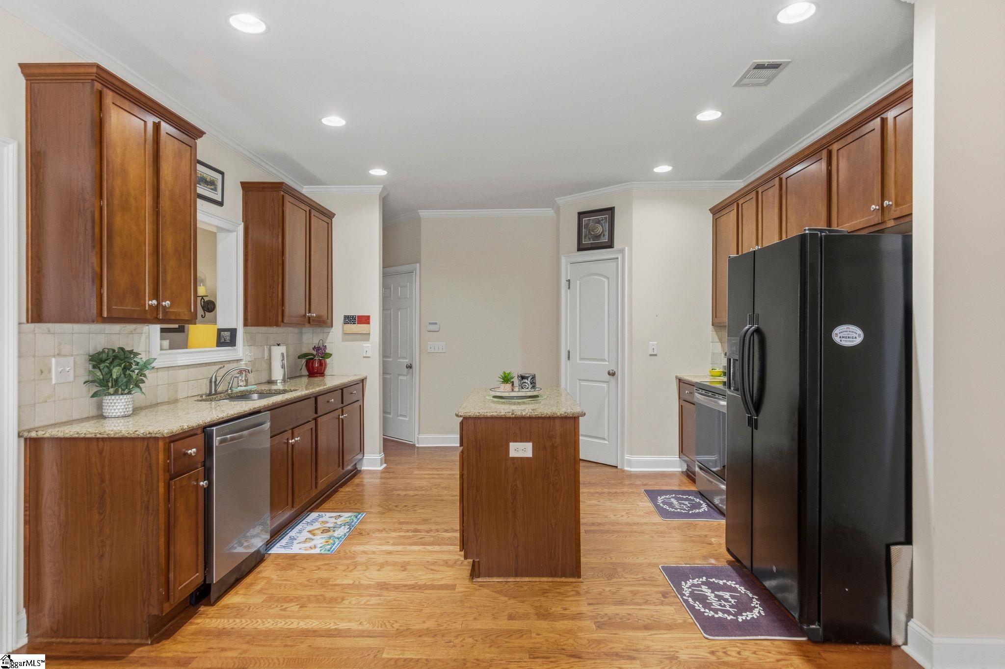 182 Raven Falls Lane Simpsonville, SC 29681