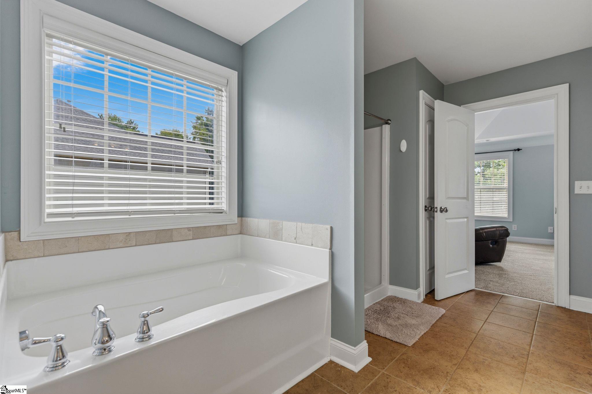 182 Raven Falls Lane Simpsonville, SC 29681