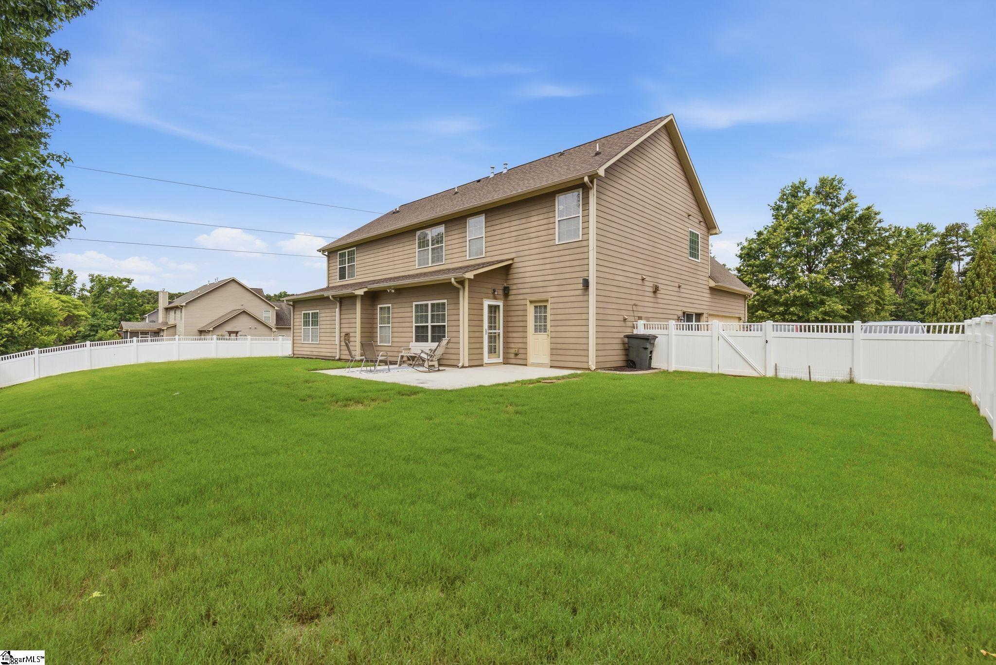 182 Raven Falls Lane Simpsonville, SC 29681