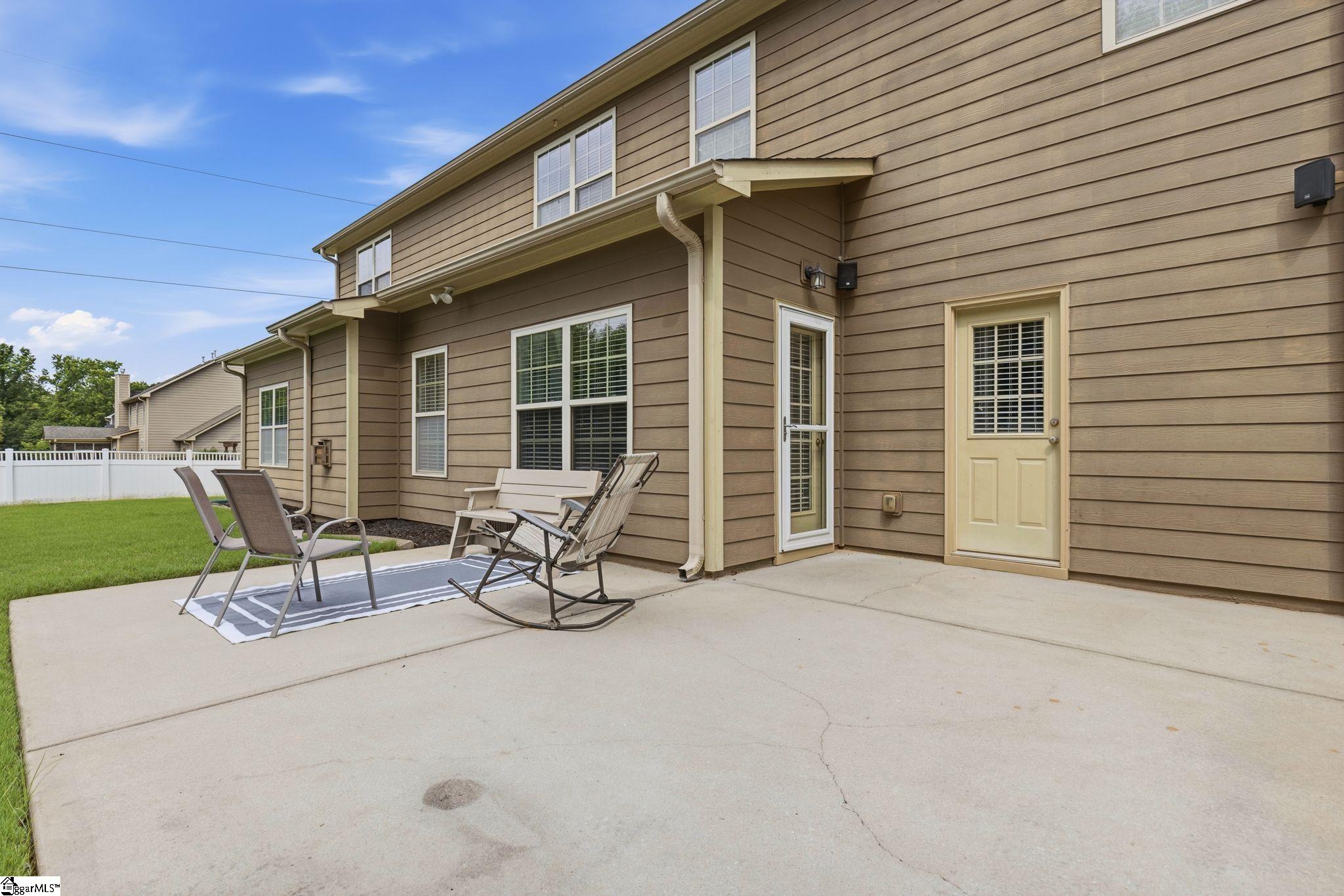 182 Raven Falls Lane Simpsonville, SC 29681