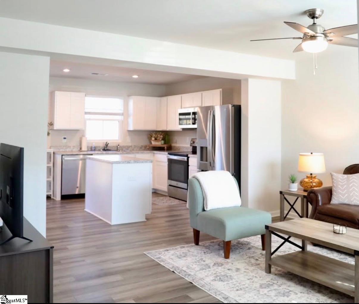 105 Forthside Way Greer, SC 29651