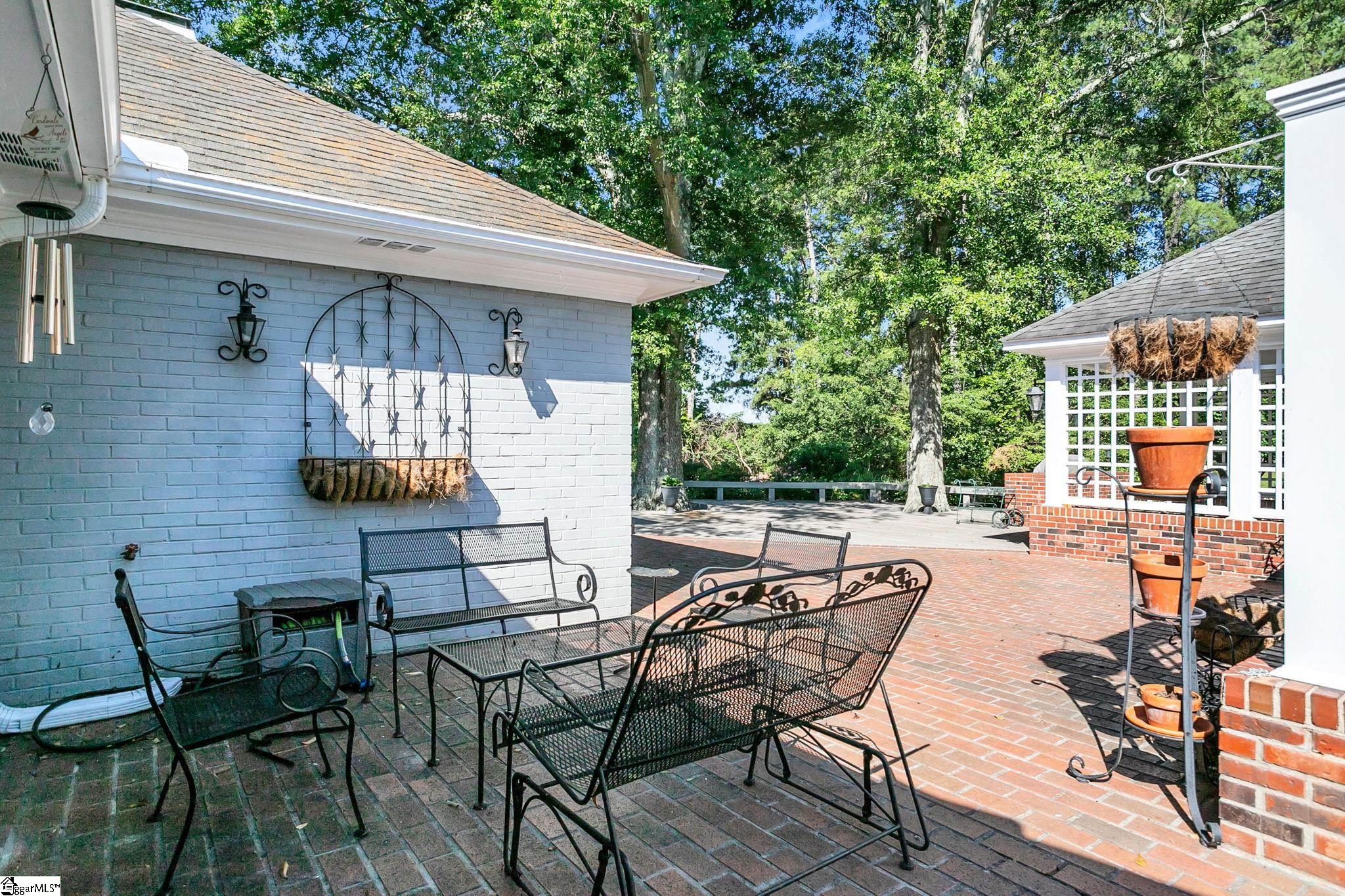 22 Timrod Way Greenville, SC 29607