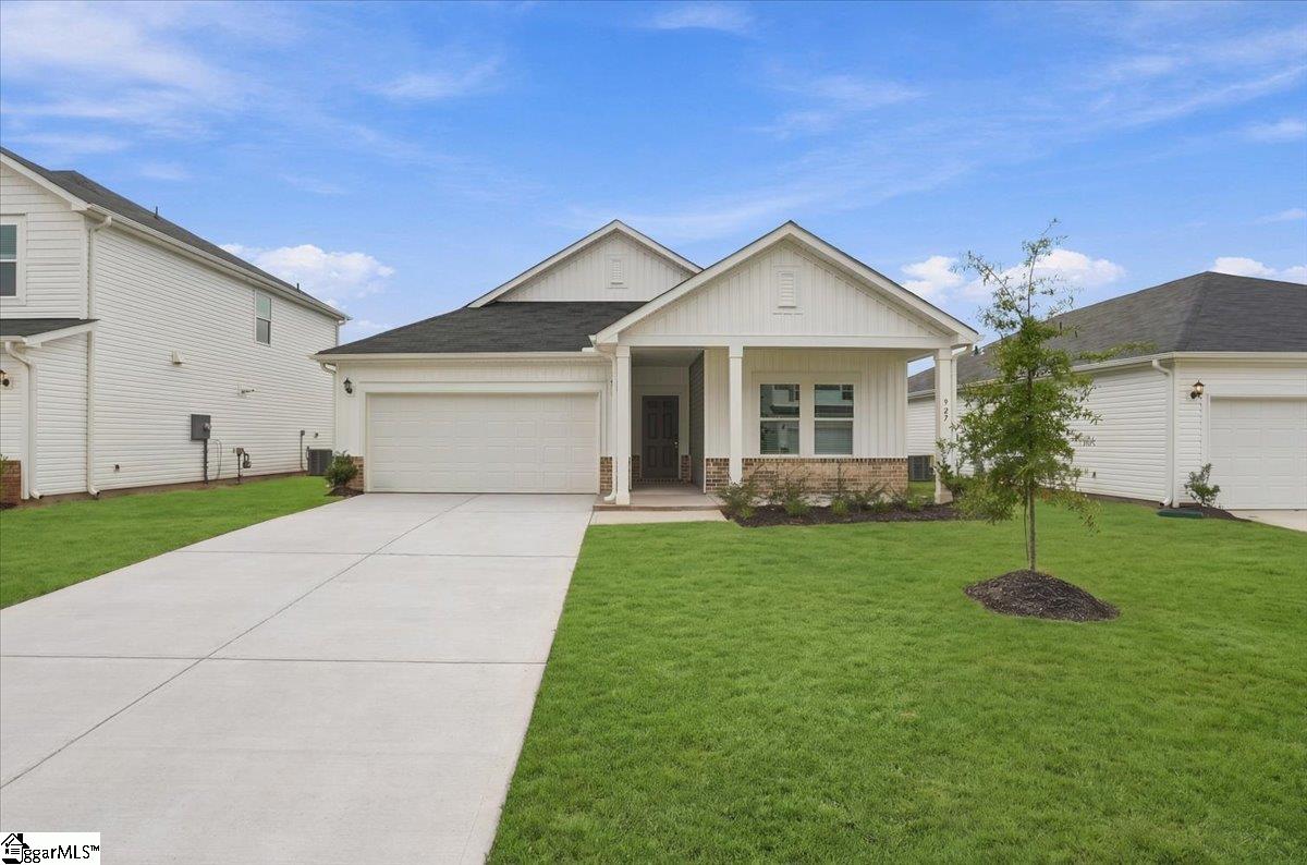 927 Rising Oak Court, Spartanburg SC 29301