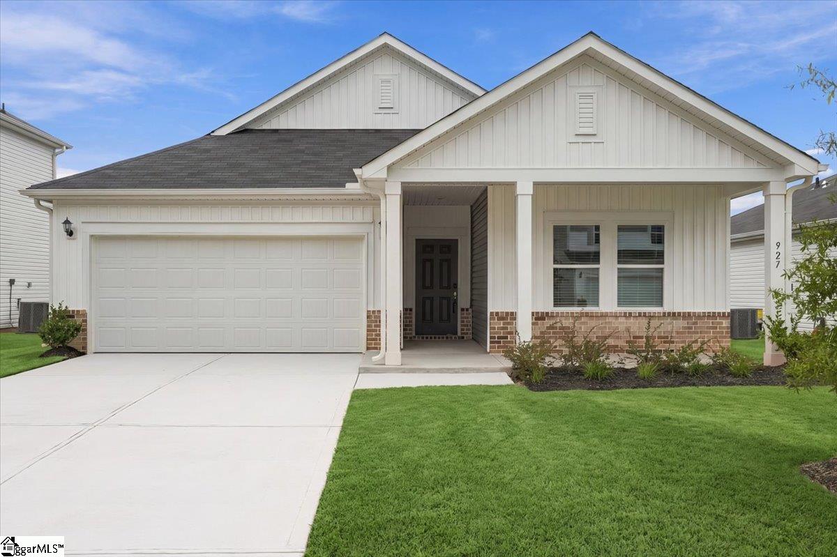 927 Rising Oak Court, Spartanburg SC 29301