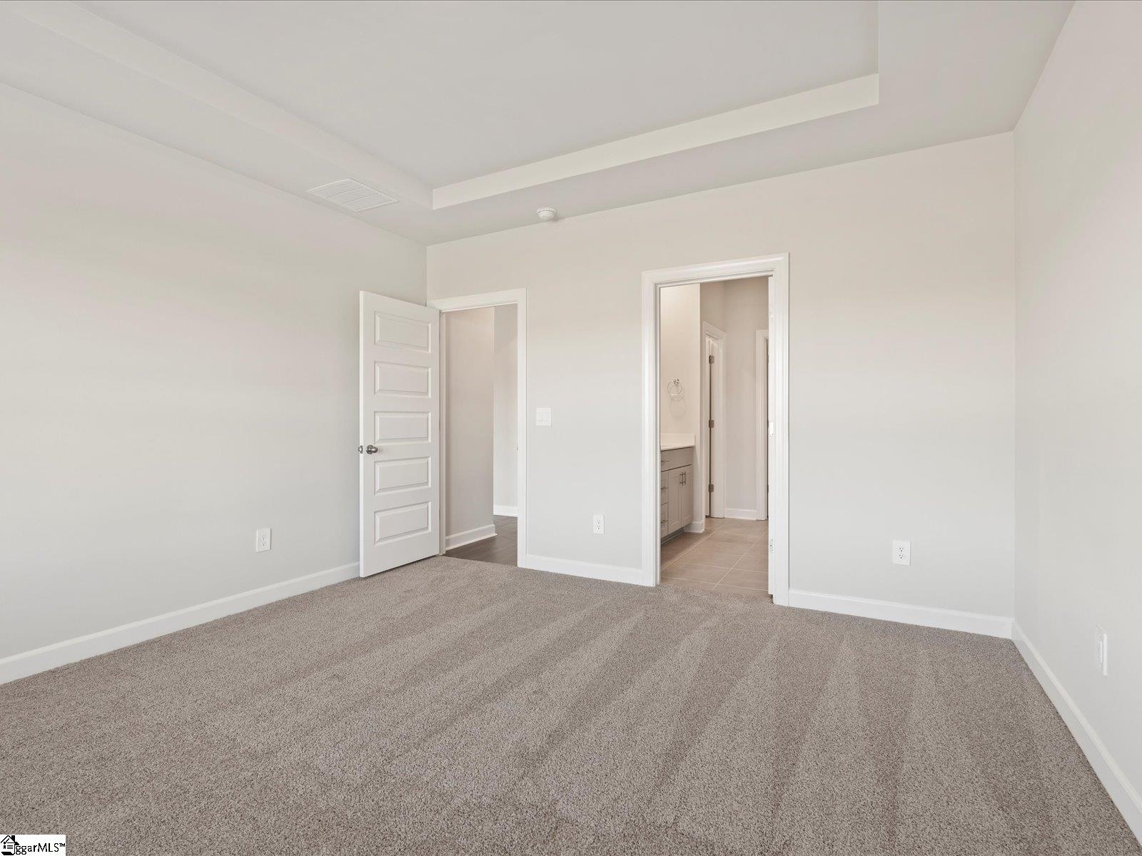 927 Rising Oak Court Spartanburg, SC 29301