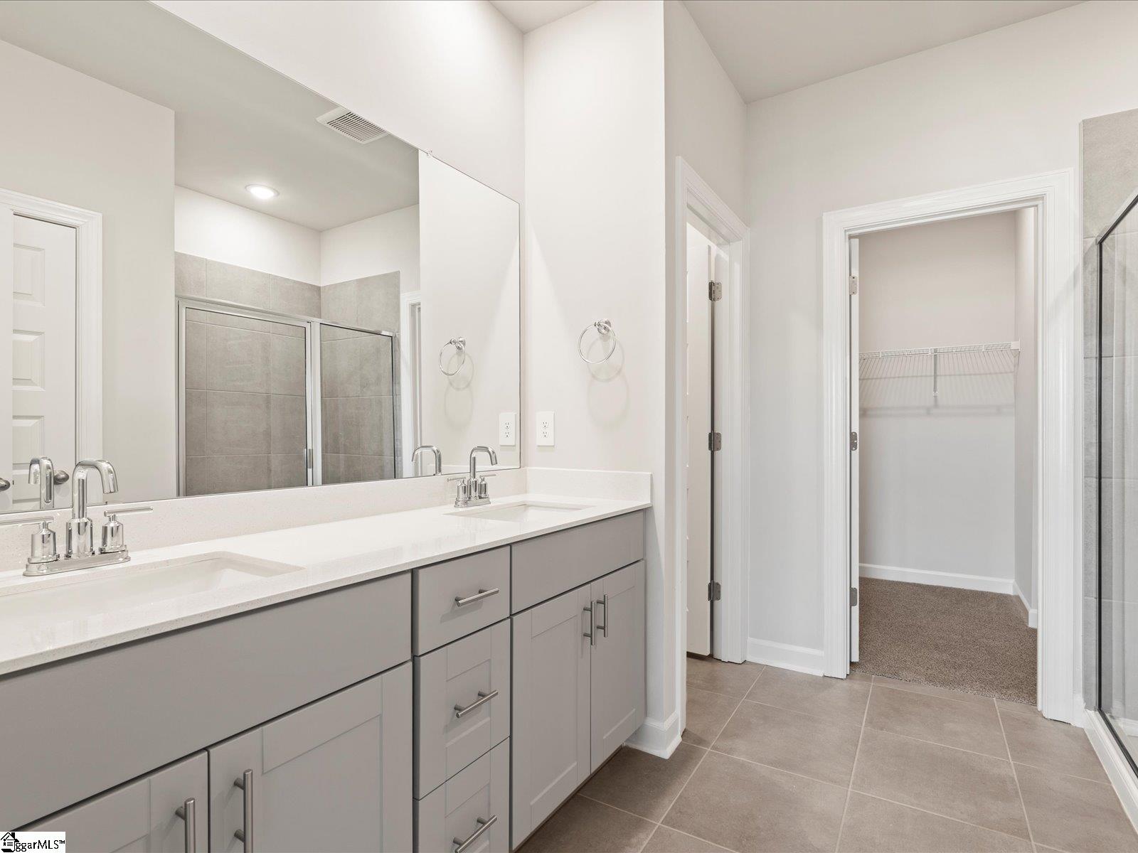 927 Rising Oak Court Spartanburg, SC 29301