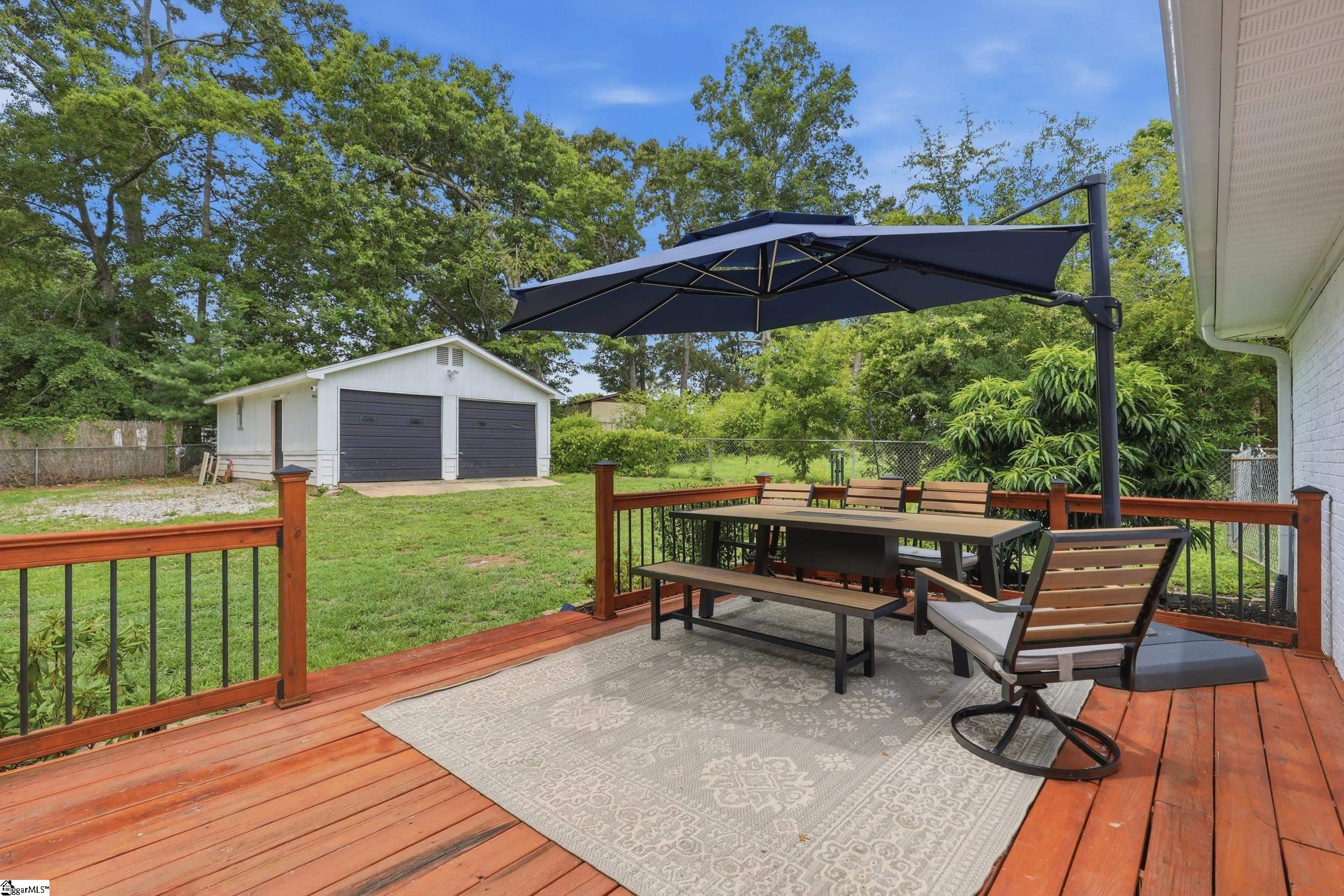 23 Blue Mountain Drive Greenville, SC 29617