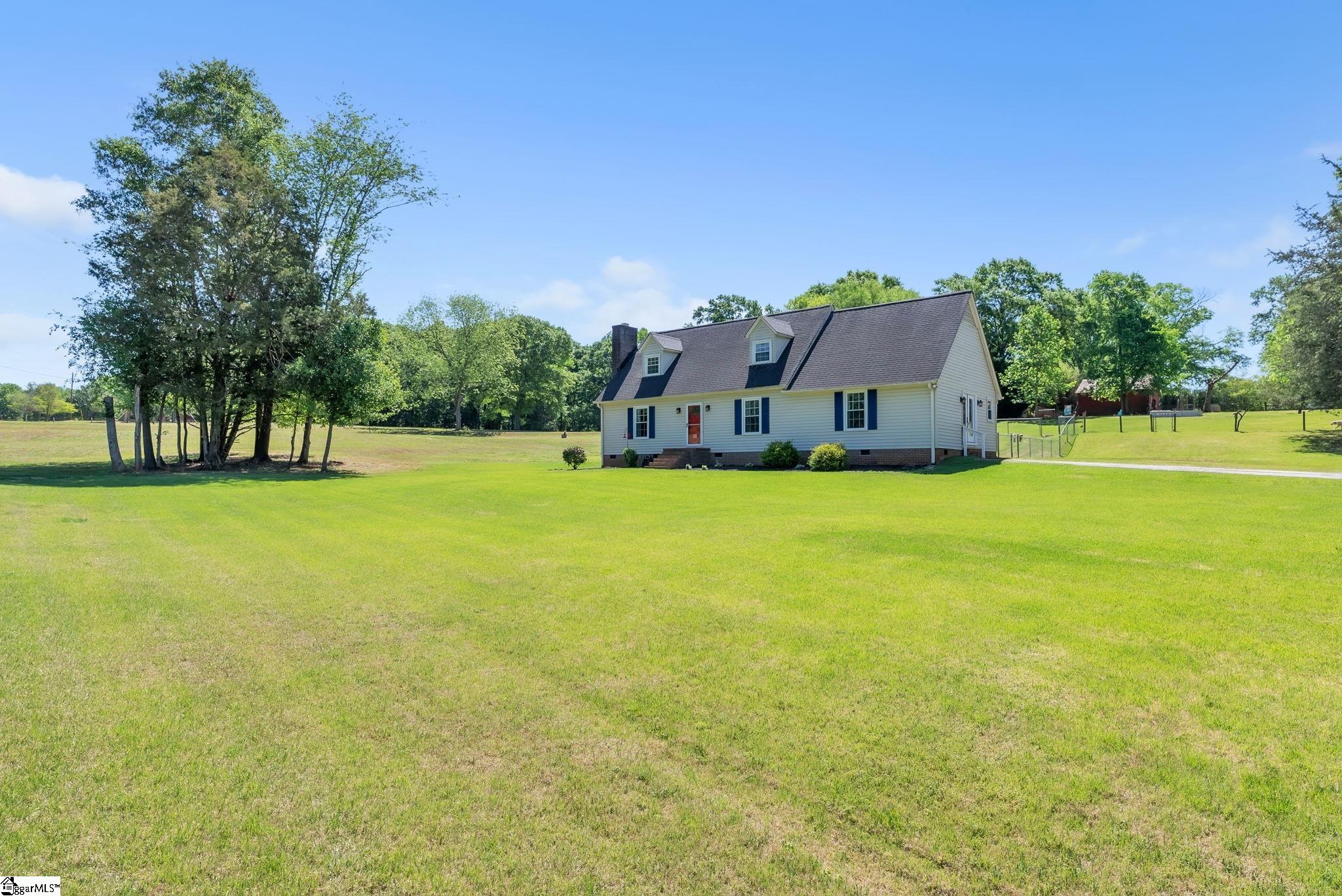 15 Hoedad Drive Fountain Inn, SC 29644