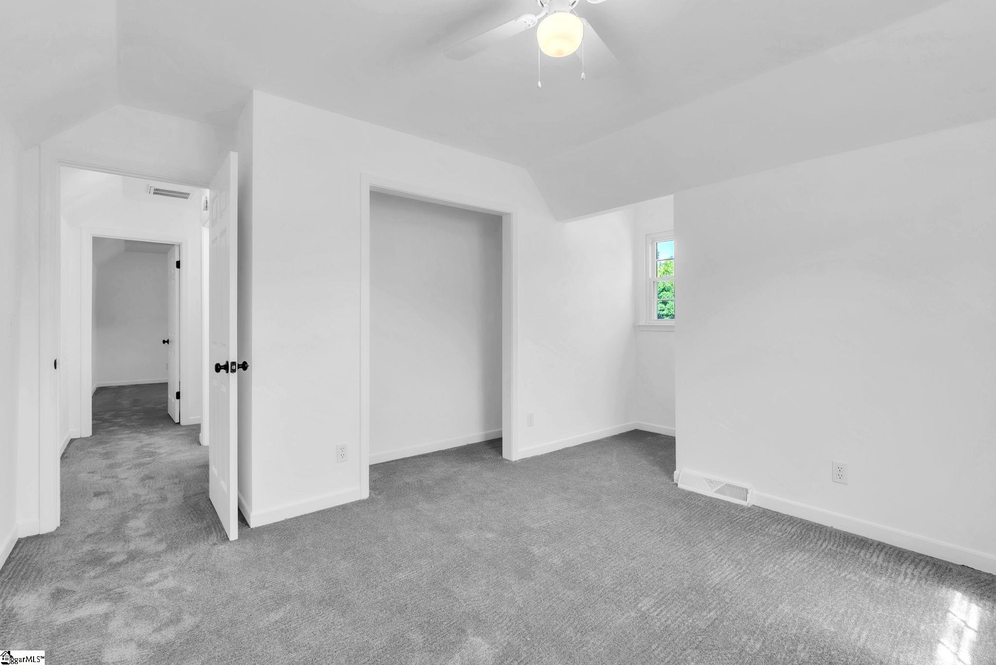 15 Hoedad Drive Fountain Inn, SC 29644