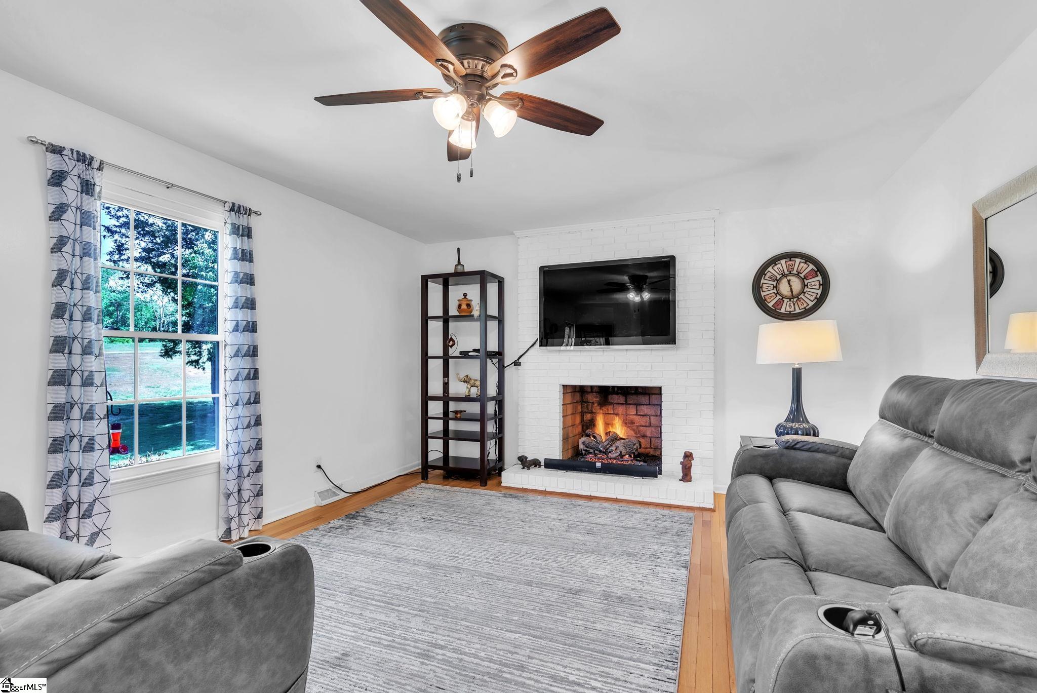 15 Hoedad Drive Fountain Inn, SC 29644