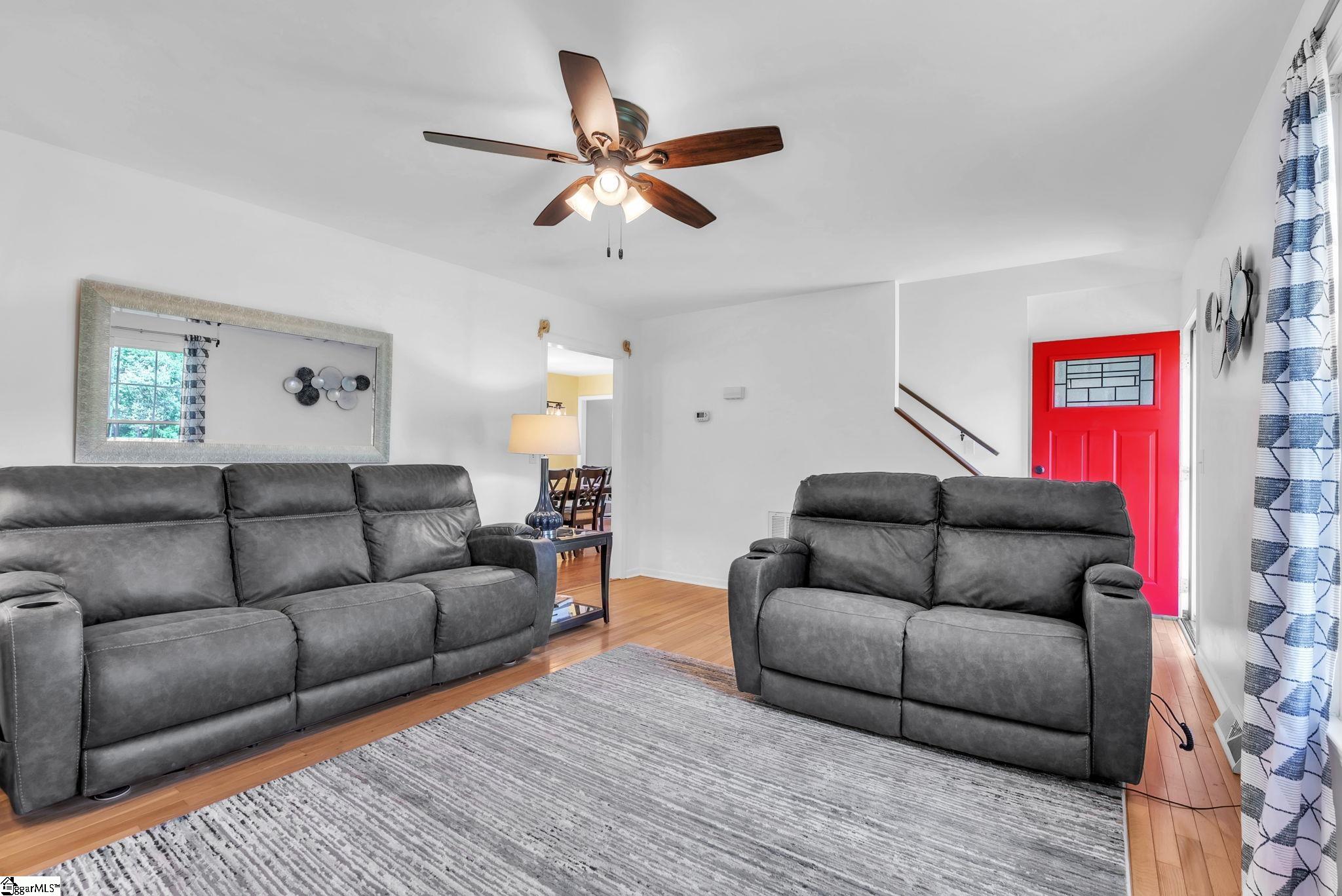 15 Hoedad Drive Fountain Inn, SC 29644