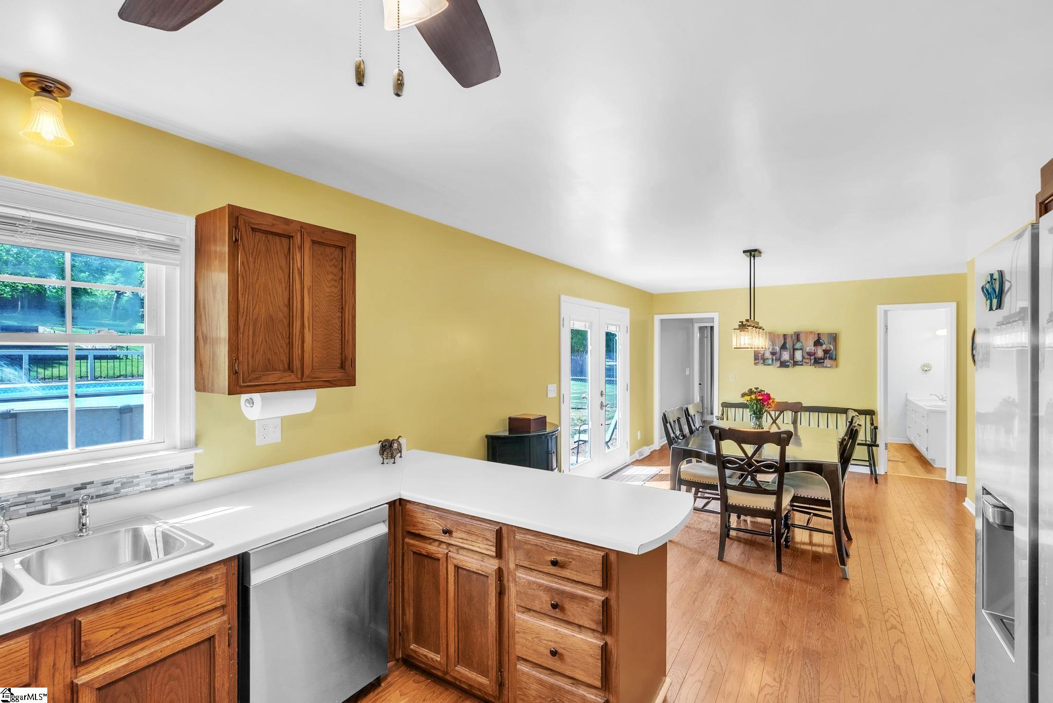 15 Hoedad Drive Fountain Inn, SC 29644