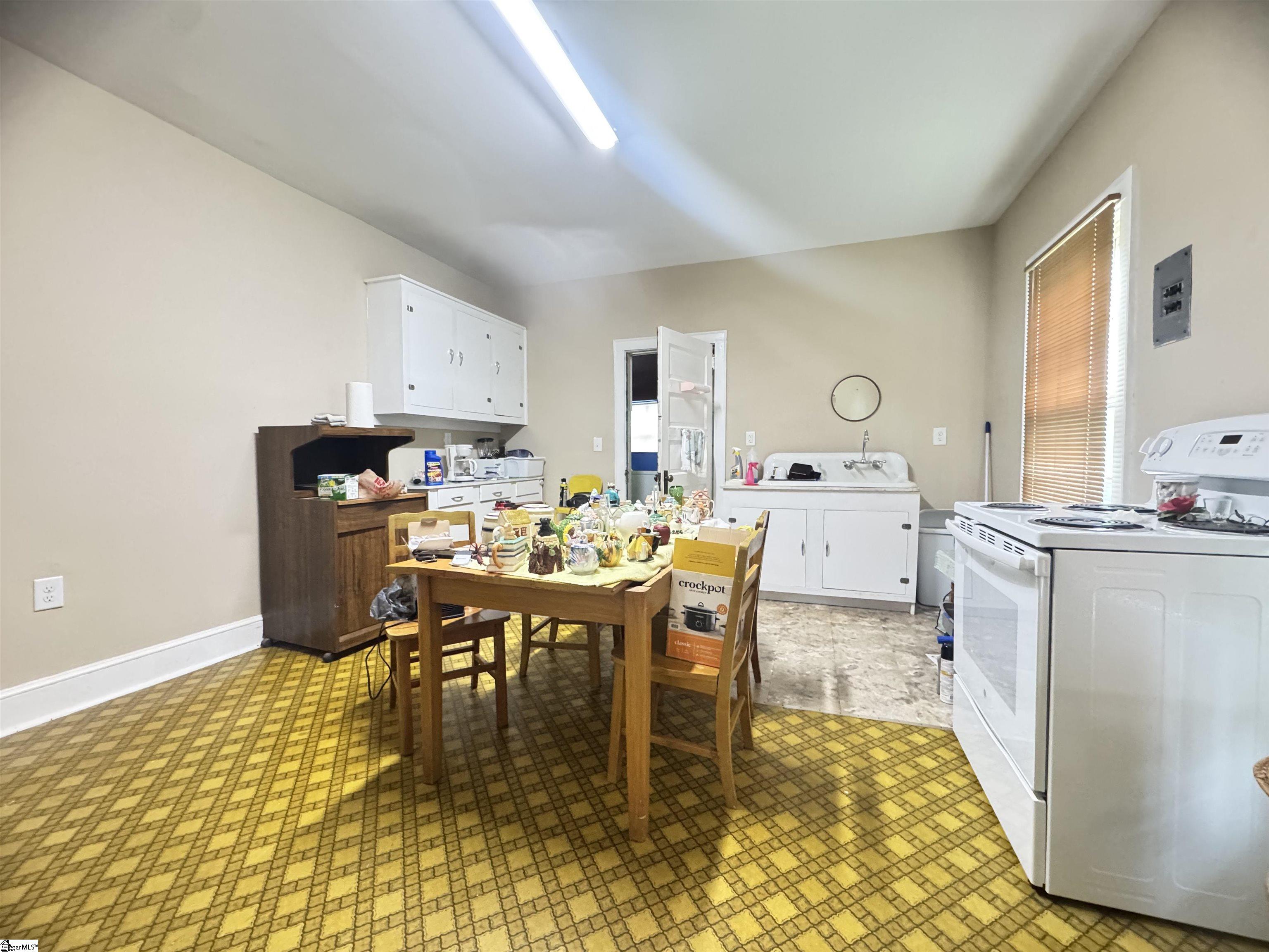 502 N Church Street Central, SC 29630