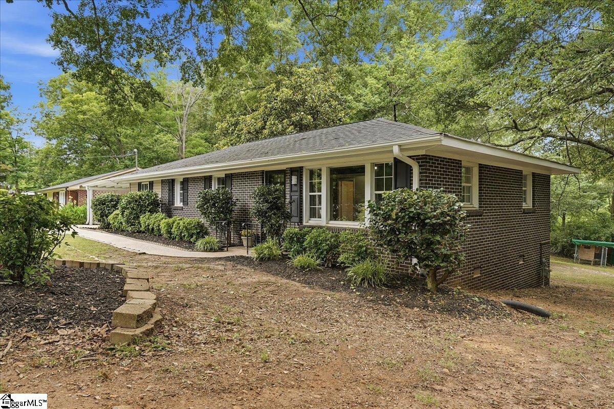 14 Pine Lane Williamston, SC 29697-1604
