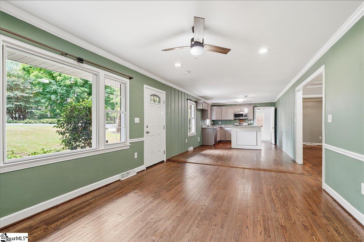 14 Pine Lane Williamston, SC 29697-1604