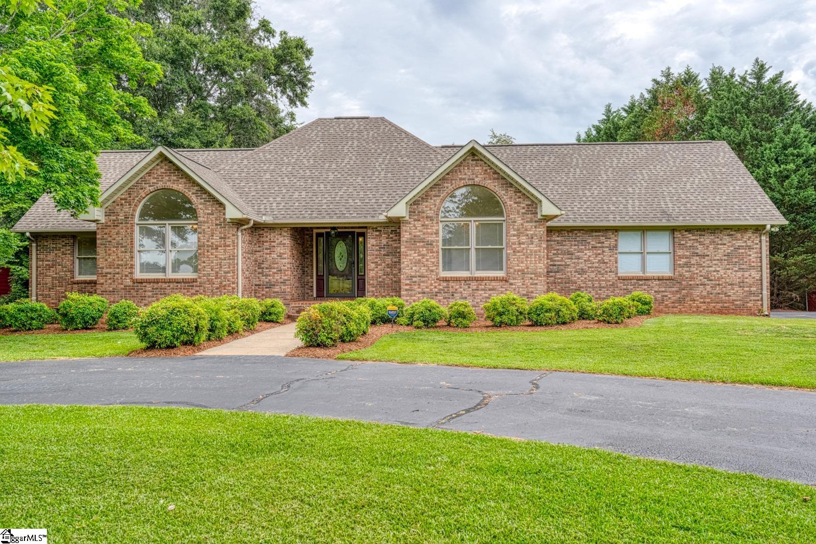 826 Mount Zion Road Spartanburg, SC 29303
