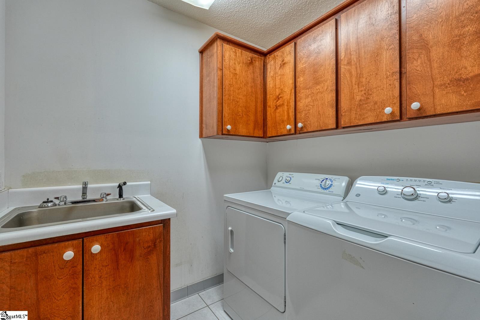 826 Mount Zion Road Spartanburg, SC 29303