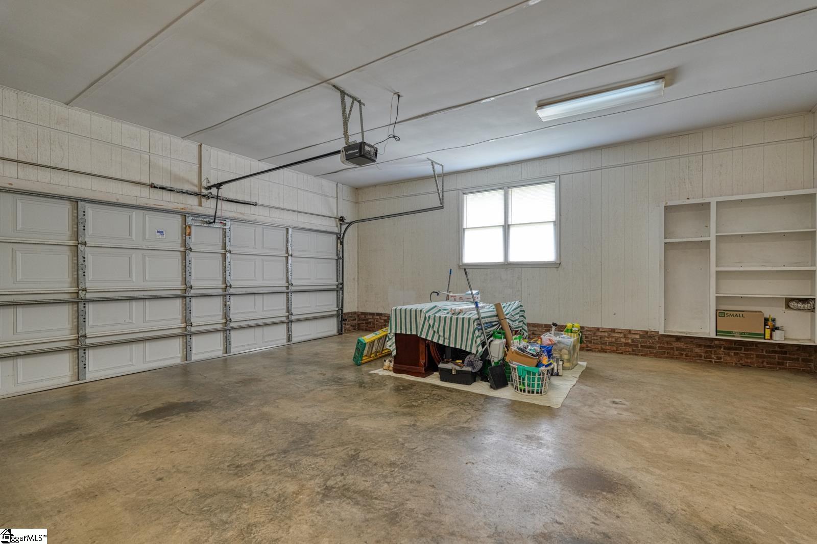 826 Mount Zion Road Spartanburg, SC 29303