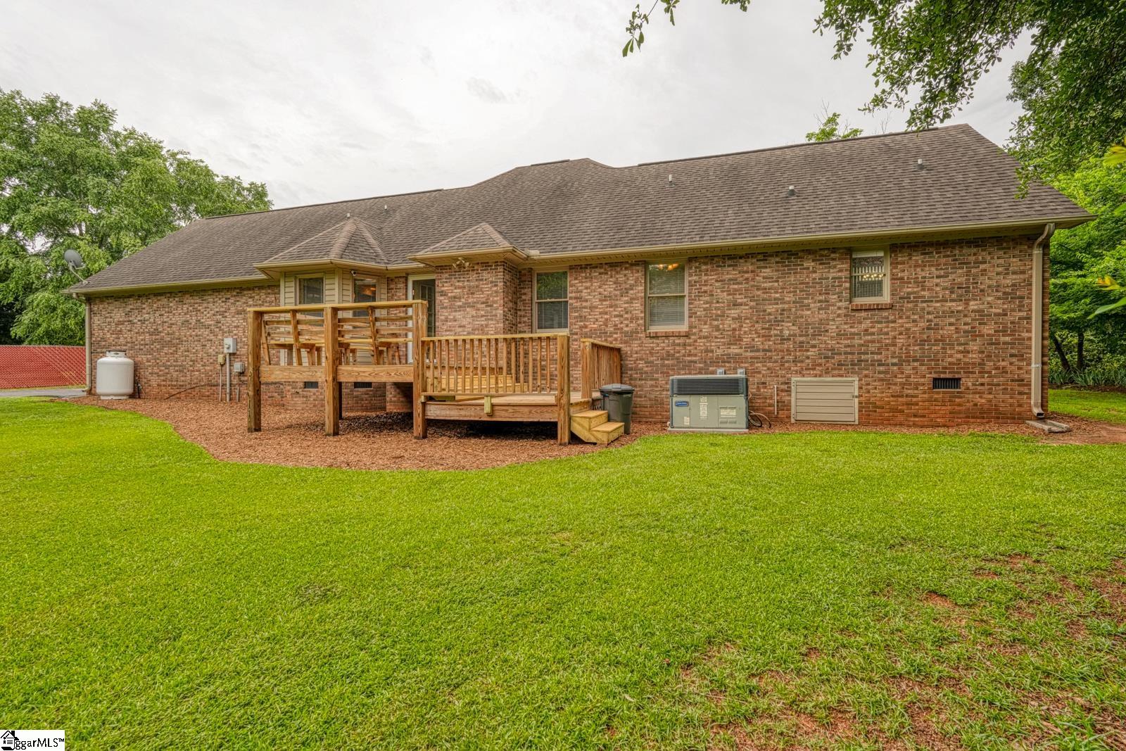 826 Mount Zion Road Spartanburg, SC 29303