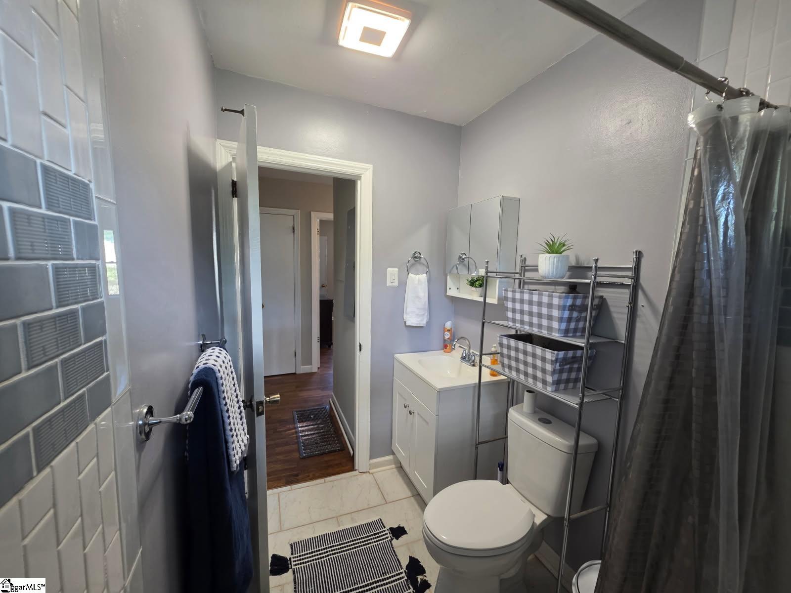 264 Old Greenville Highway Spartanburg, SC 29301