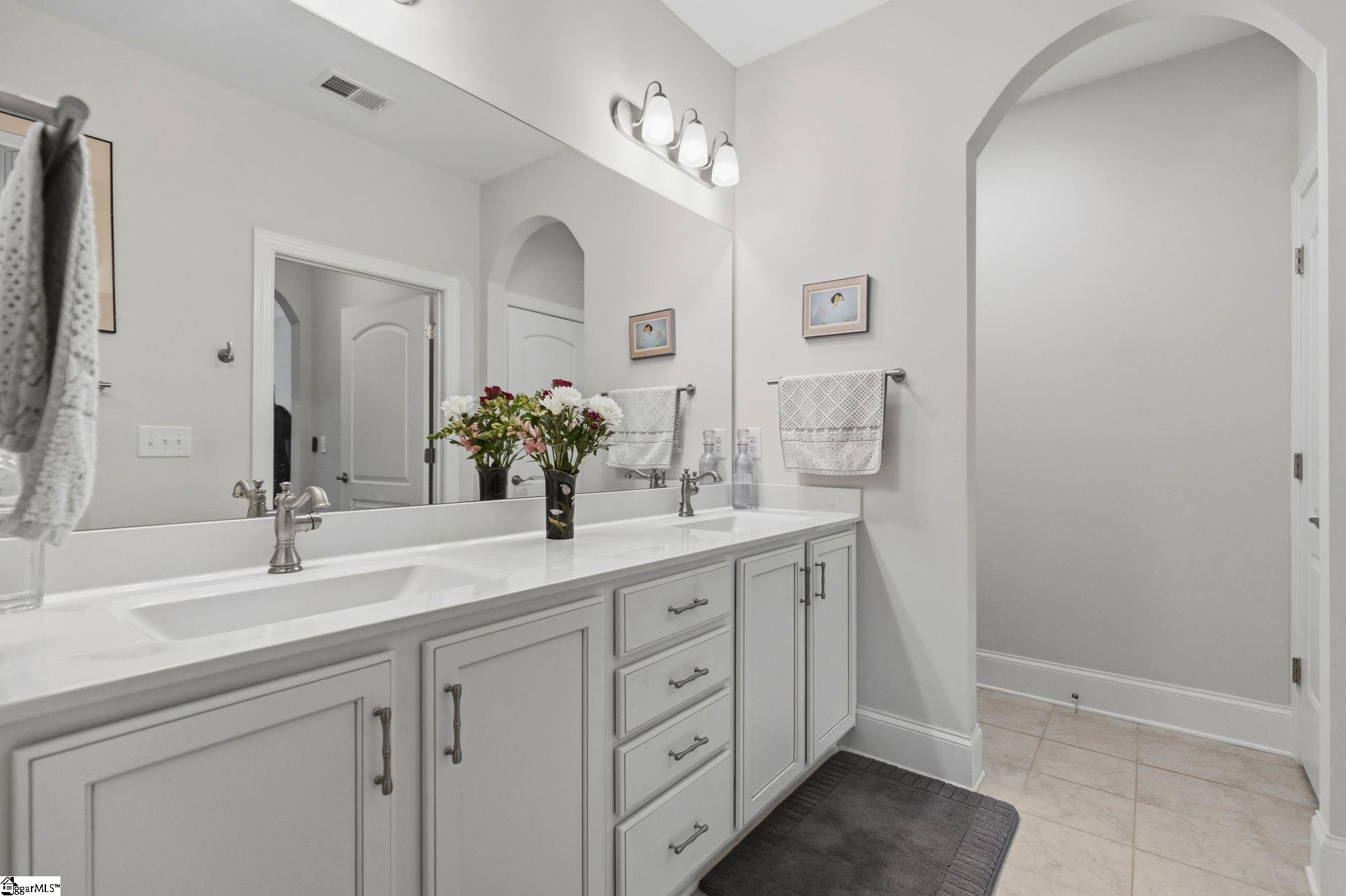 8 Heron Glen Way Simpsonville, SC 29680-2349