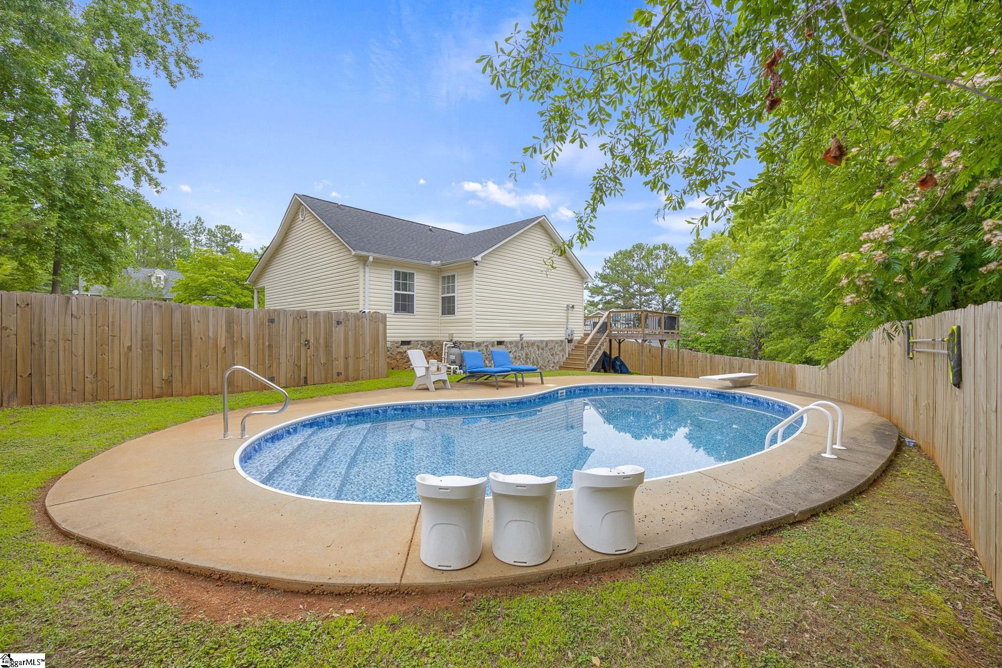 217 Lakewood Drive Pickens, SC 29671