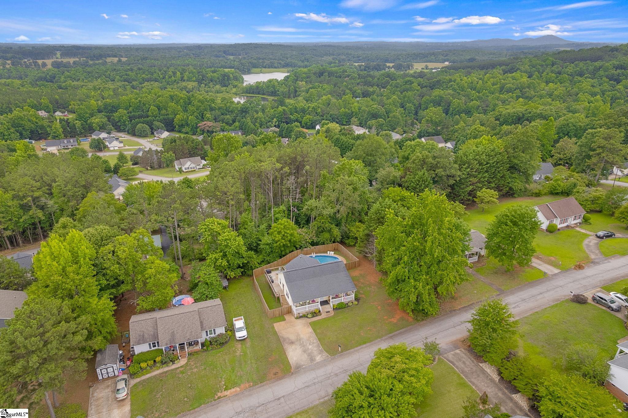 217 Lakewood Drive Pickens, SC 29671