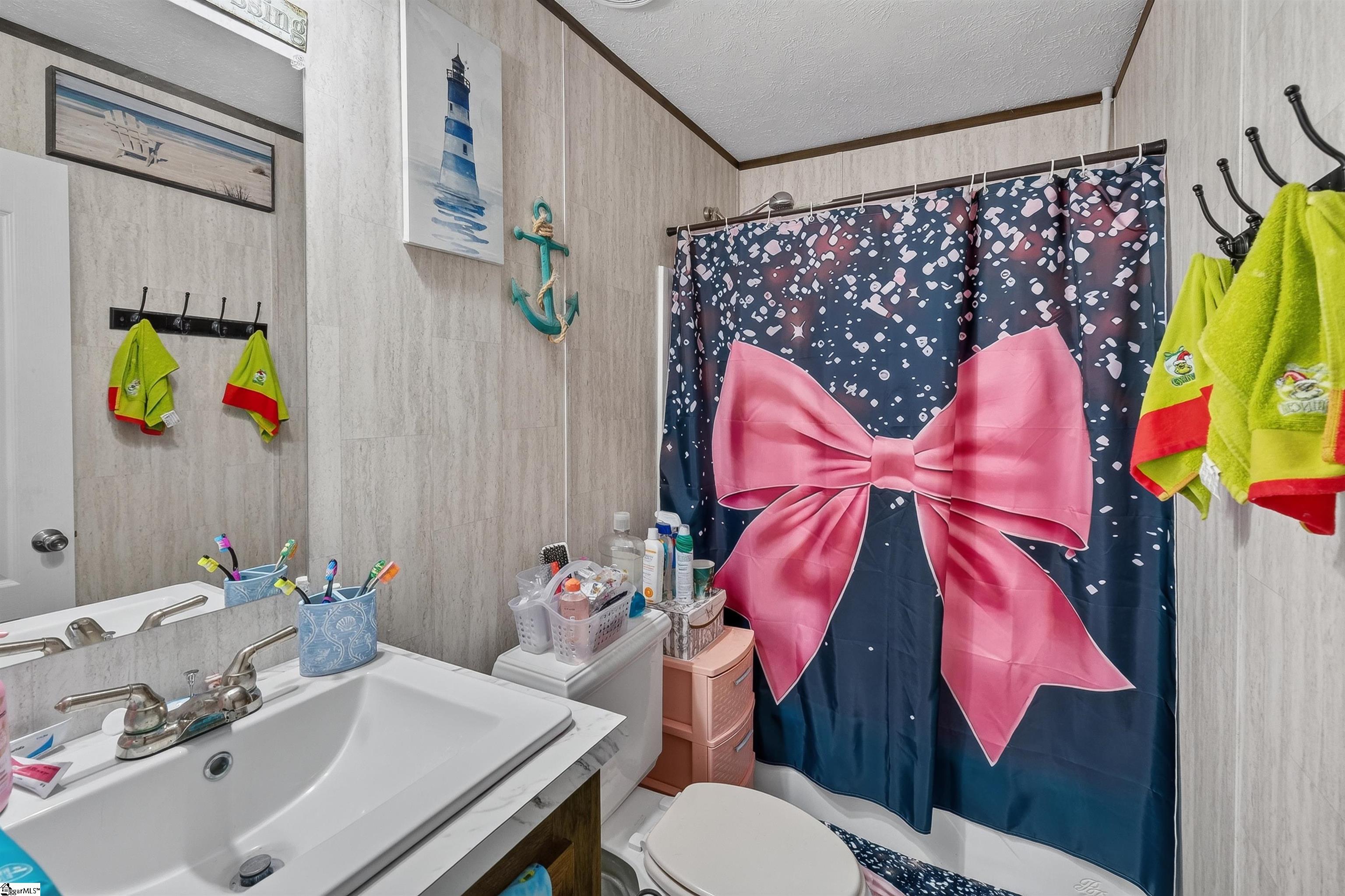 128 Tucker Lane Easley, SC 29640