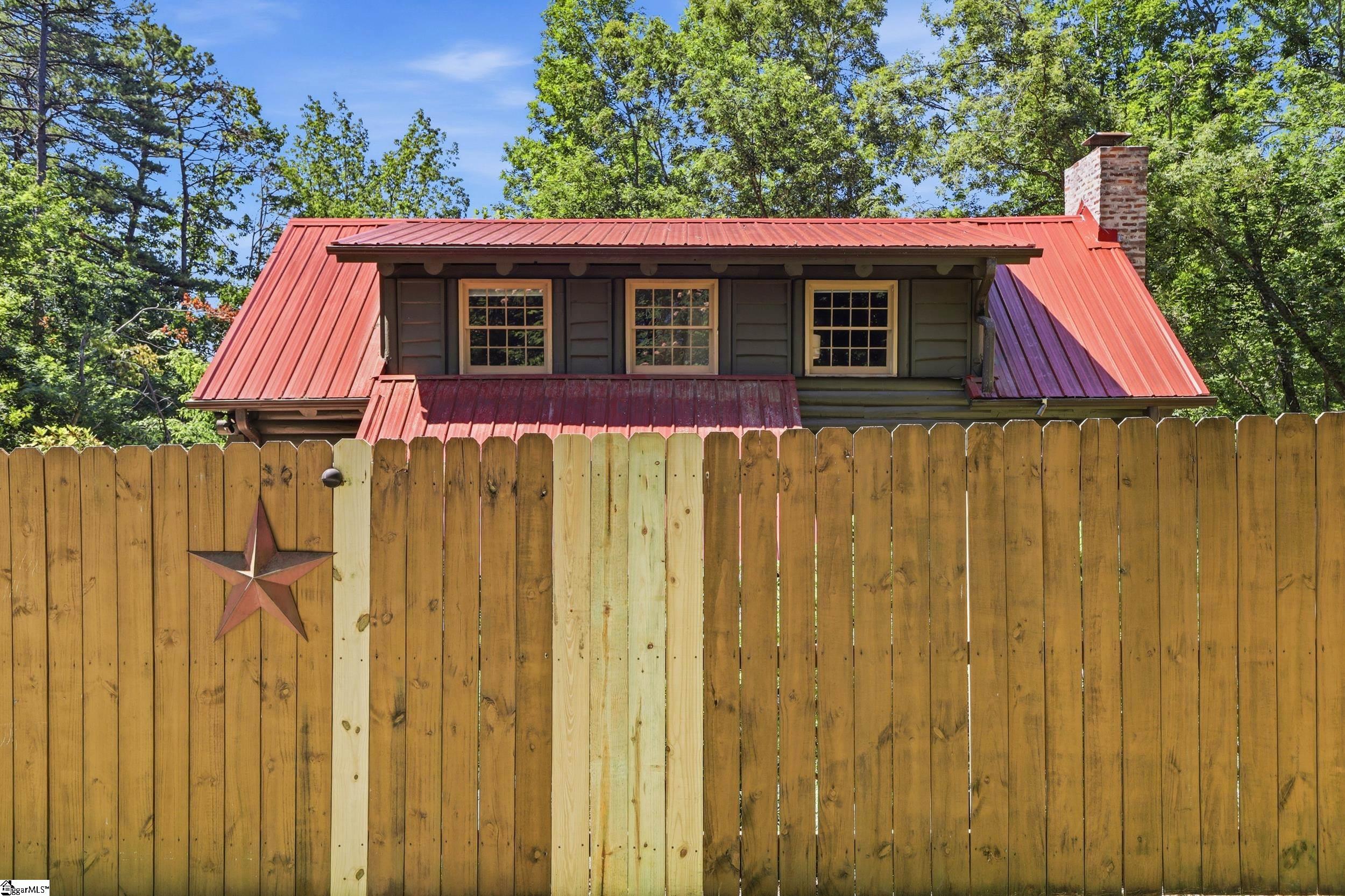 143 Caledonia Road Landrum, SC 29356