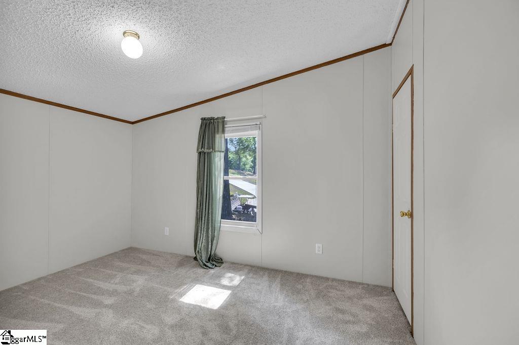 90 E Stagecoach Road Cross Hill, SC 29332