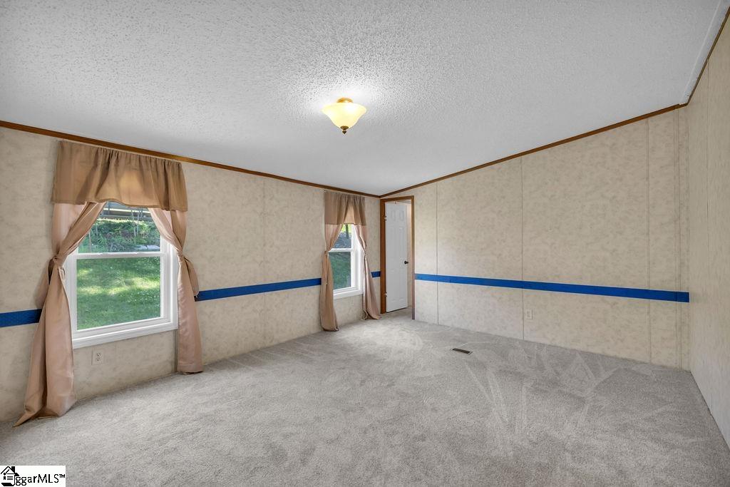 90 E Stagecoach Road Cross Hill, SC 29332