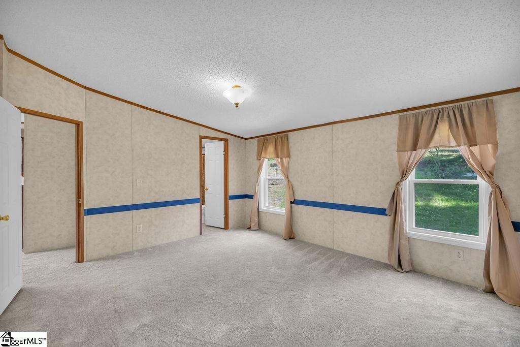 90 E Stagecoach Road Cross Hill, SC 29332