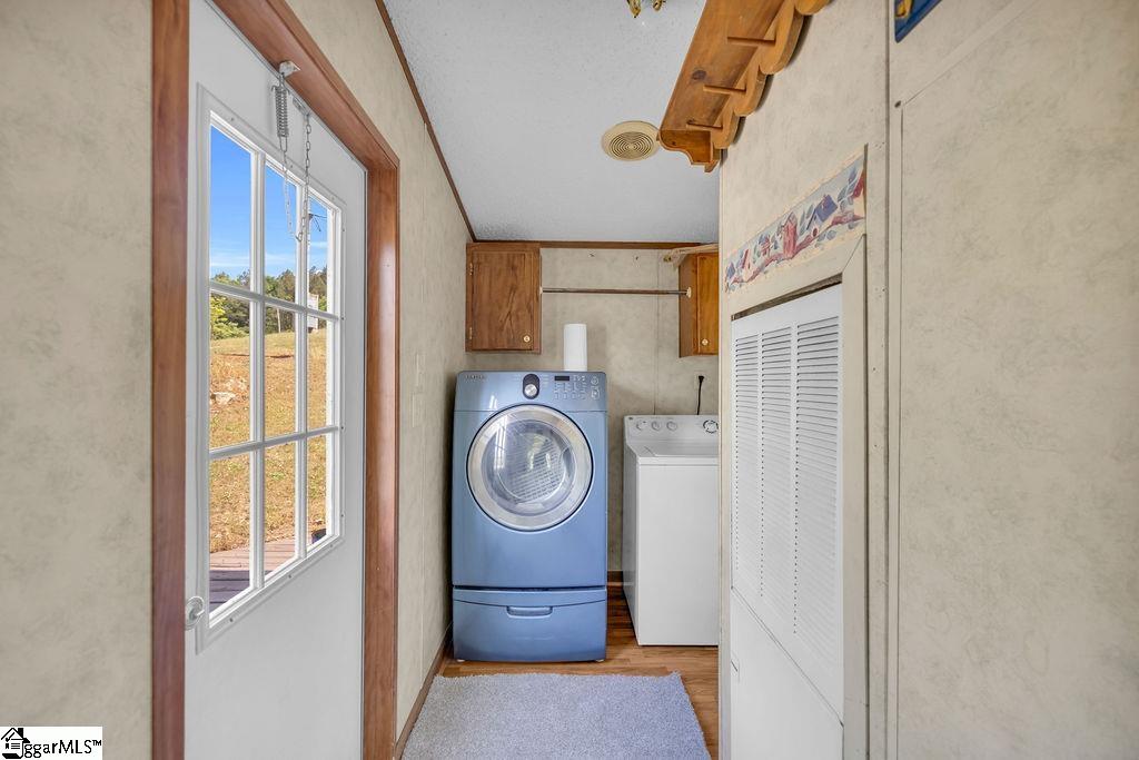 90 E Stagecoach Road Cross Hill, SC 29332