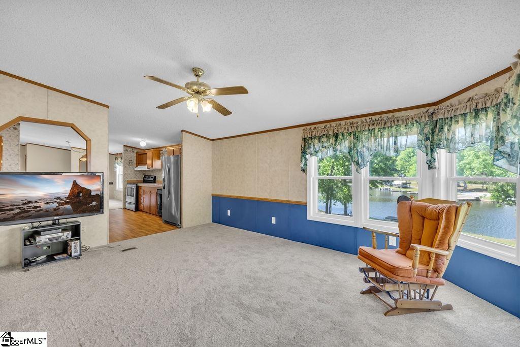 90 E Stagecoach Road Cross Hill, SC 29332