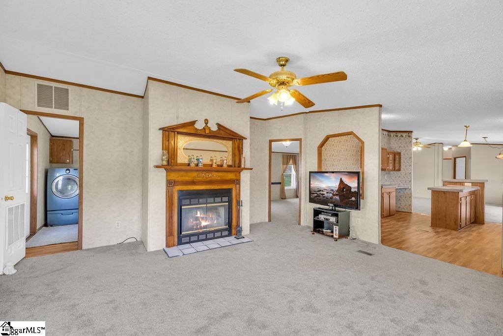 90 E Stagecoach Road Cross Hill, SC 29332