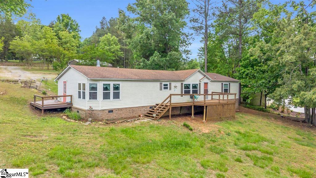 90 E Stagecoach Road Cross Hill, SC 29332