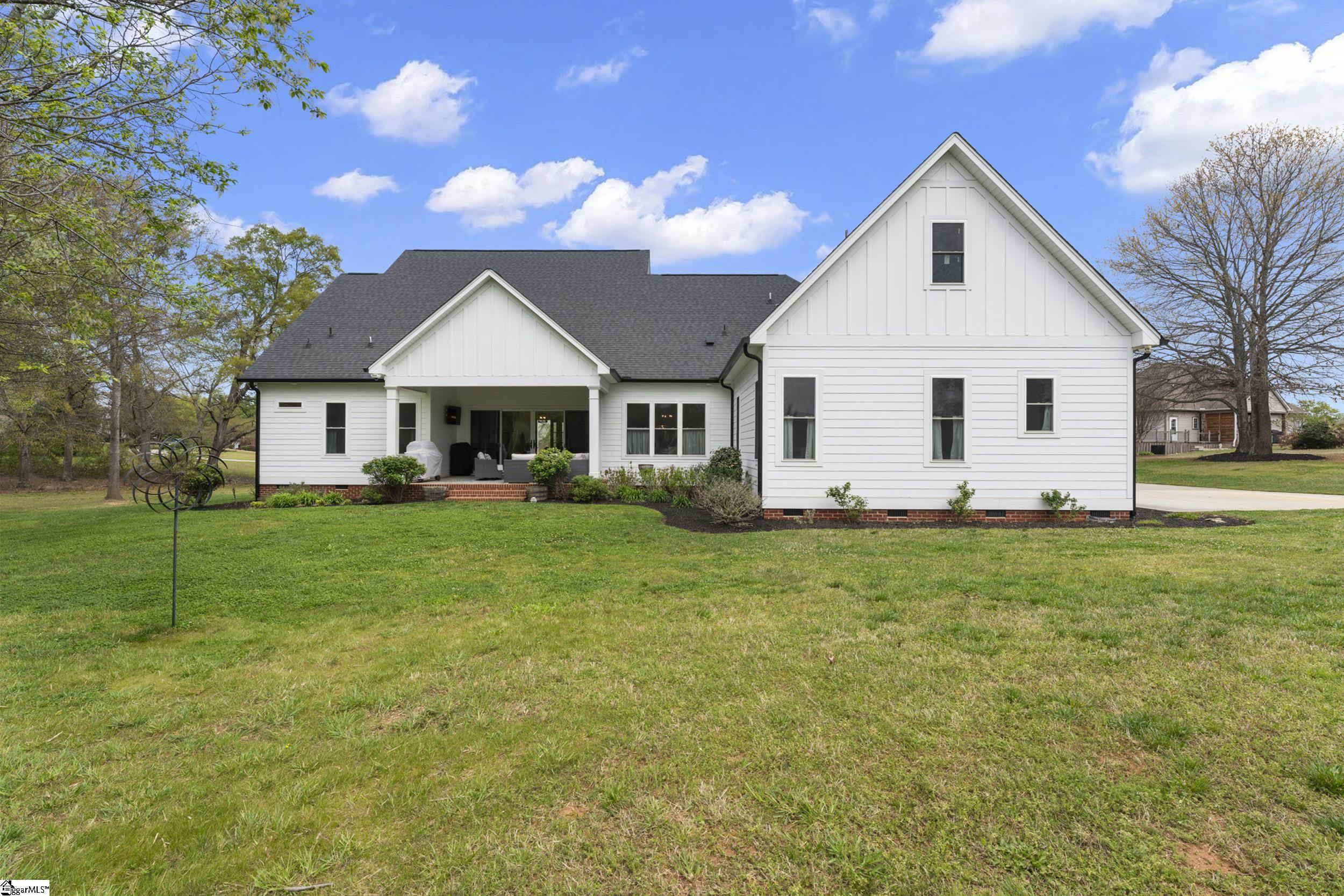209 Waterfront Drive Williamston, SC 29697