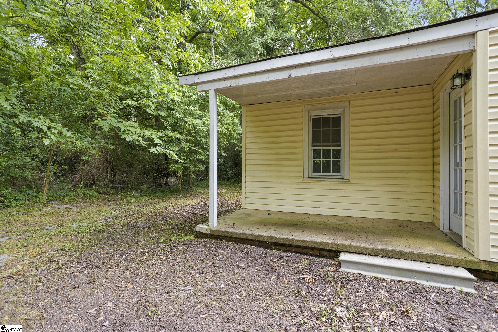 111 Lincoln Street Belton, SC 29627