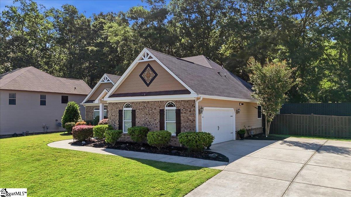 221 Montalcino Way Simpsonville, SC 29681