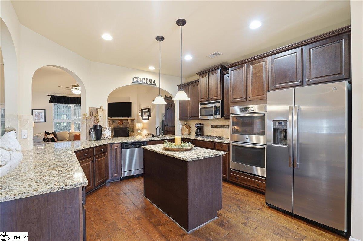 221 Montalcino Way Simpsonville, SC 29681