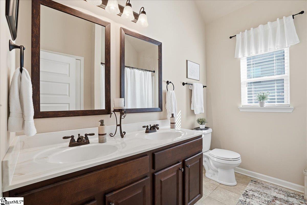 221 Montalcino Way Simpsonville, SC 29681