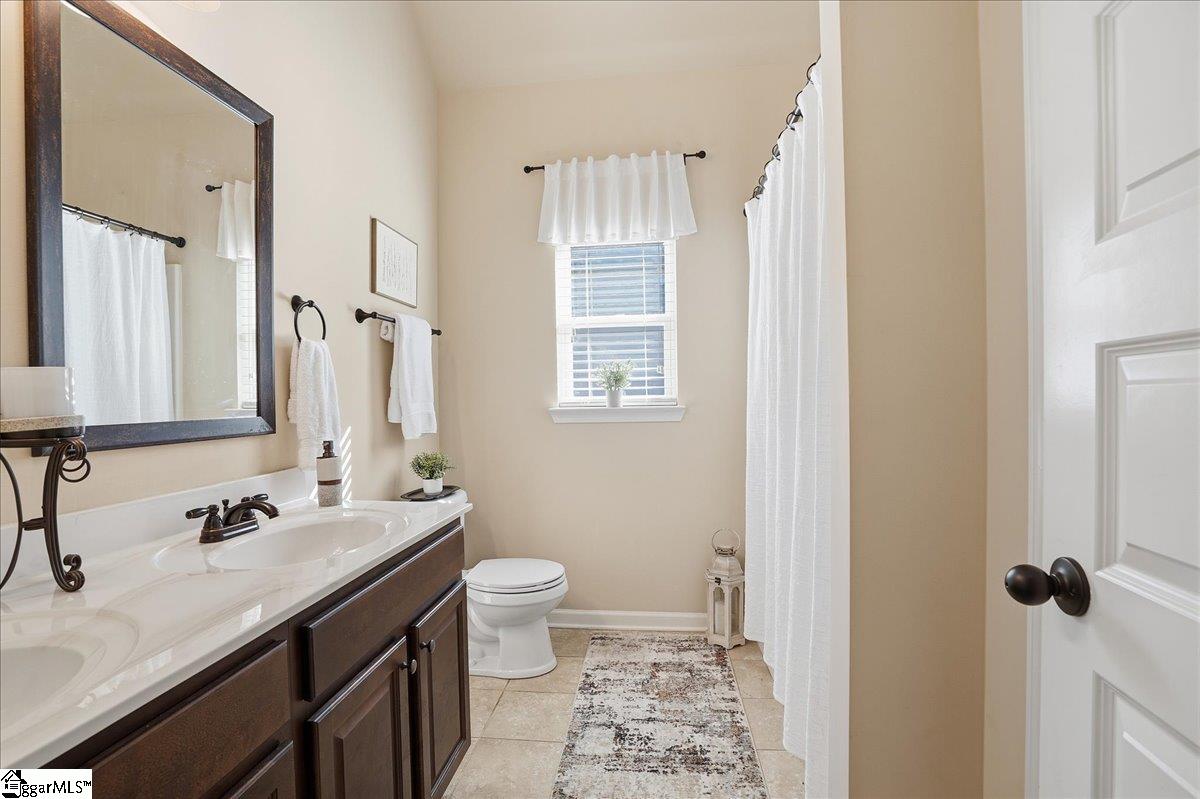 221 Montalcino Way Simpsonville, SC 29681