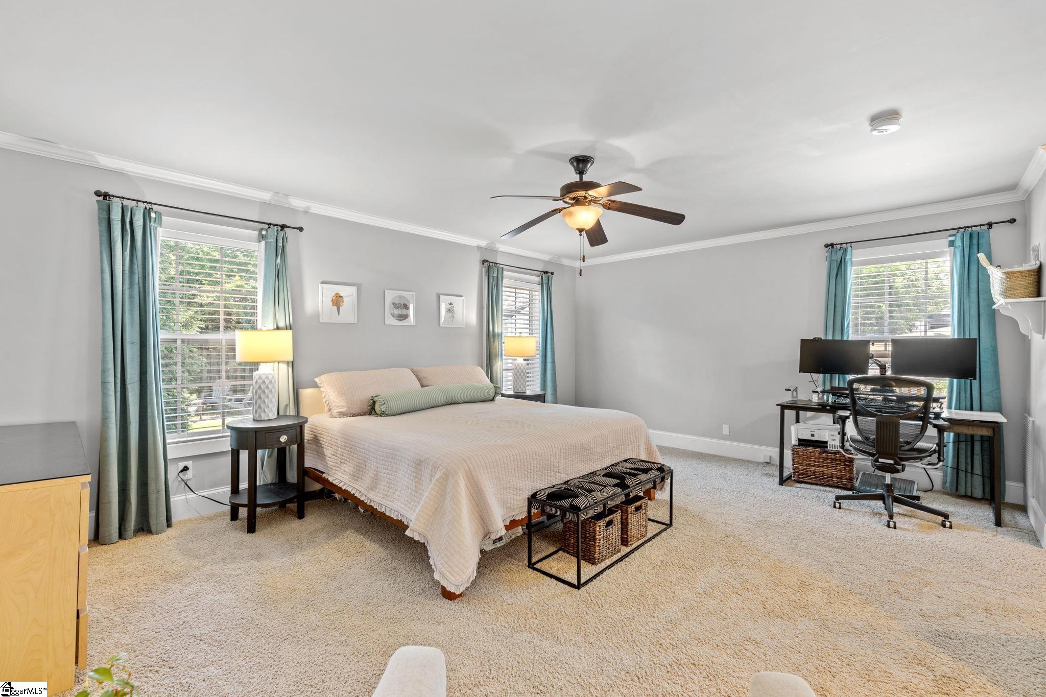 15 Phillips Lane Greenville, SC 29605