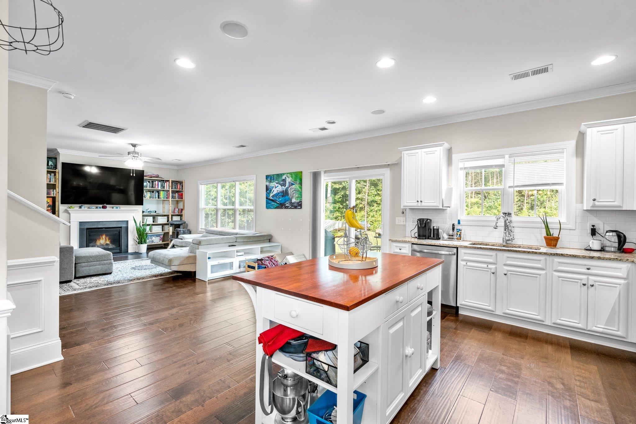 115 Elliot Lane Easley, SC 29640